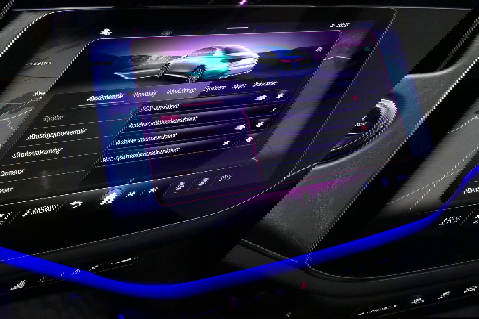 Mercedes-Benz E-Klasse 300 e AMG Line / E53 Diffuser / Maxton Design Bodykit V.2 / Panoramadak / Elektr. verstelbare voorstoelen + memory / Burmester 4D Surround Sound / Stoelkoeling & -verwarming / HUD / Apple Carplay - Android Auto / Ambienteverlichting / Rondomzichtcamera / 