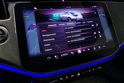 Mercedes-Benz E-Klasse 300 e AMG Line / E53 Diffuser / Maxton Design Bodykit V.2 / Panoramadak / Elektr. verstelbare voorstoelen + memory / Burmester 4D Surround Sound / Stoelkoeling & -verwarming / HUD / Apple Carplay - Android Auto / Ambienteverlichting / Rondomzichtcamera / 