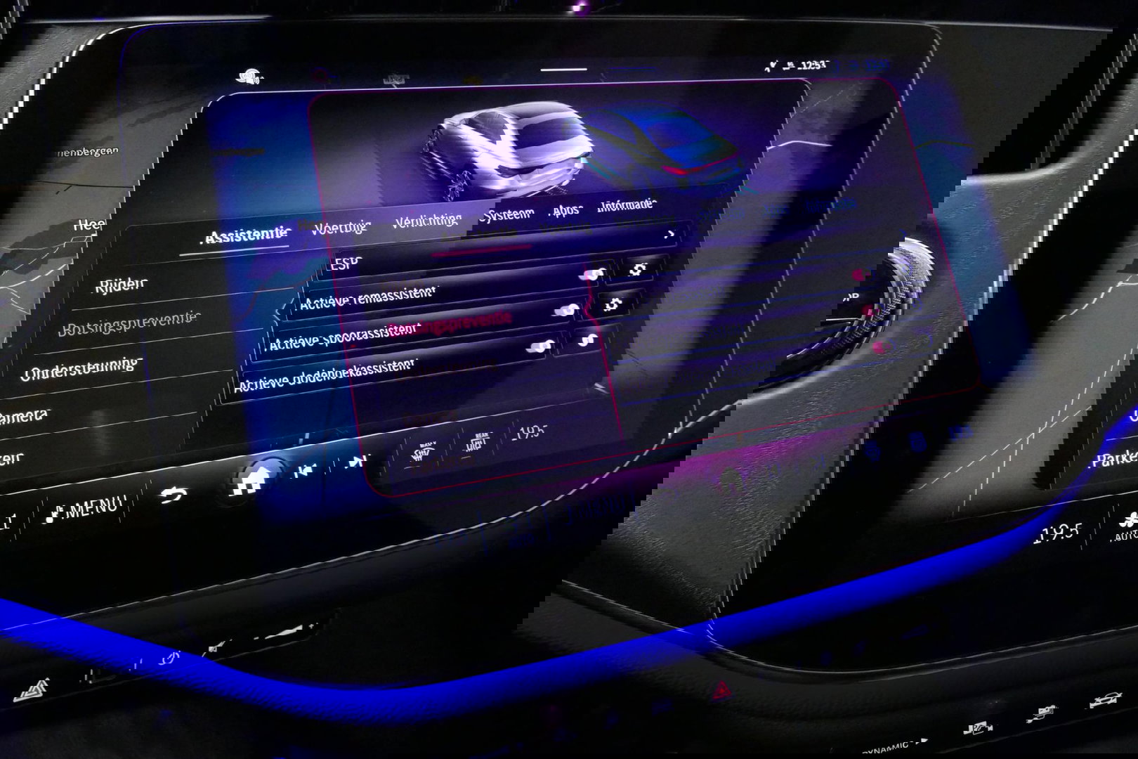 Mercedes-Benz E-Klasse 300 e AMG Line / E53 Diffuser / Maxton Design Bodykit V.2 / Panoramadak / Elektr. verstelbare voorstoelen + memory / Burmester 4D Surround Sound / Stoelkoeling & -verwarming / HUD / Apple Carplay - Android Auto / Ambienteverlichting / Rondomzichtcamera / 