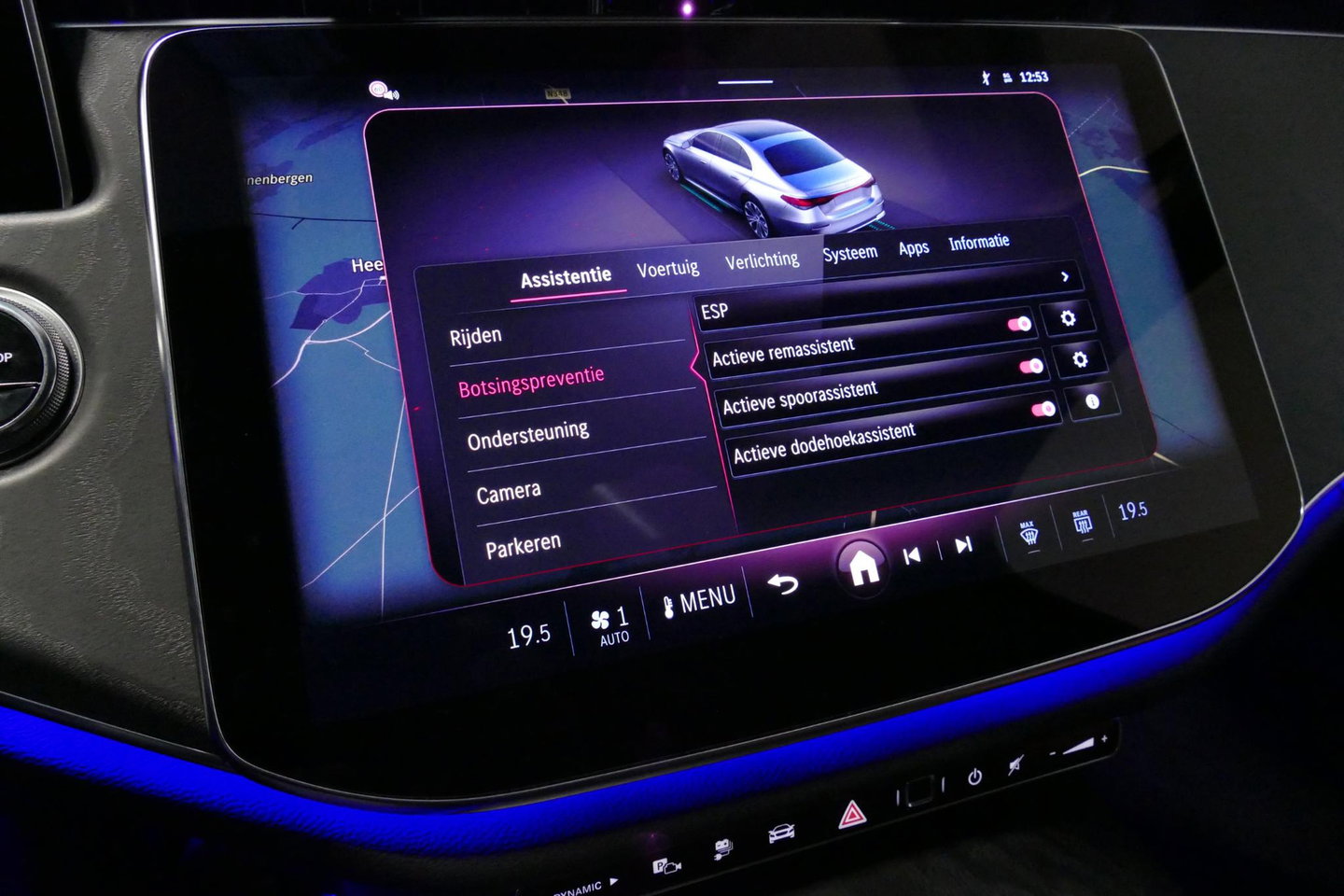 Mercedes-Benz E-Klasse 300 e AMG Line / E53 Diffuser / Maxton Design Bodykit V.2 / Panoramadak / Elektr. verstelbare voorstoelen + memory / Burmester 4D Surround Sound / Stoelkoeling & -verwarming / HUD / Apple Carplay - Android Auto / Ambienteverlichting / Rondomzichtcamera / 