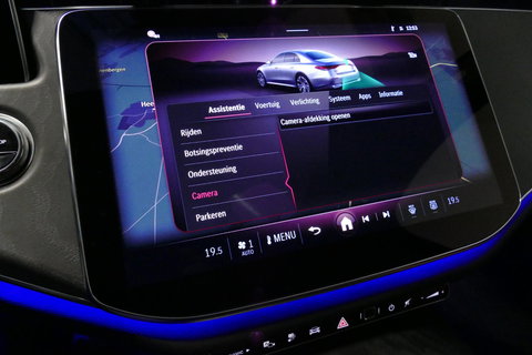 Mercedes-Benz E-Klasse 300 e AMG Line / E53 Diffuser / Maxton Design Bodykit V.2 / Panoramadak / Elektr. verstelbare voorstoelen + memory / Burmester 4D Surround Sound / Stoelkoeling & -verwarming / HUD / Apple Carplay - Android Auto / Ambienteverlichting / Rondomzichtcamera / 