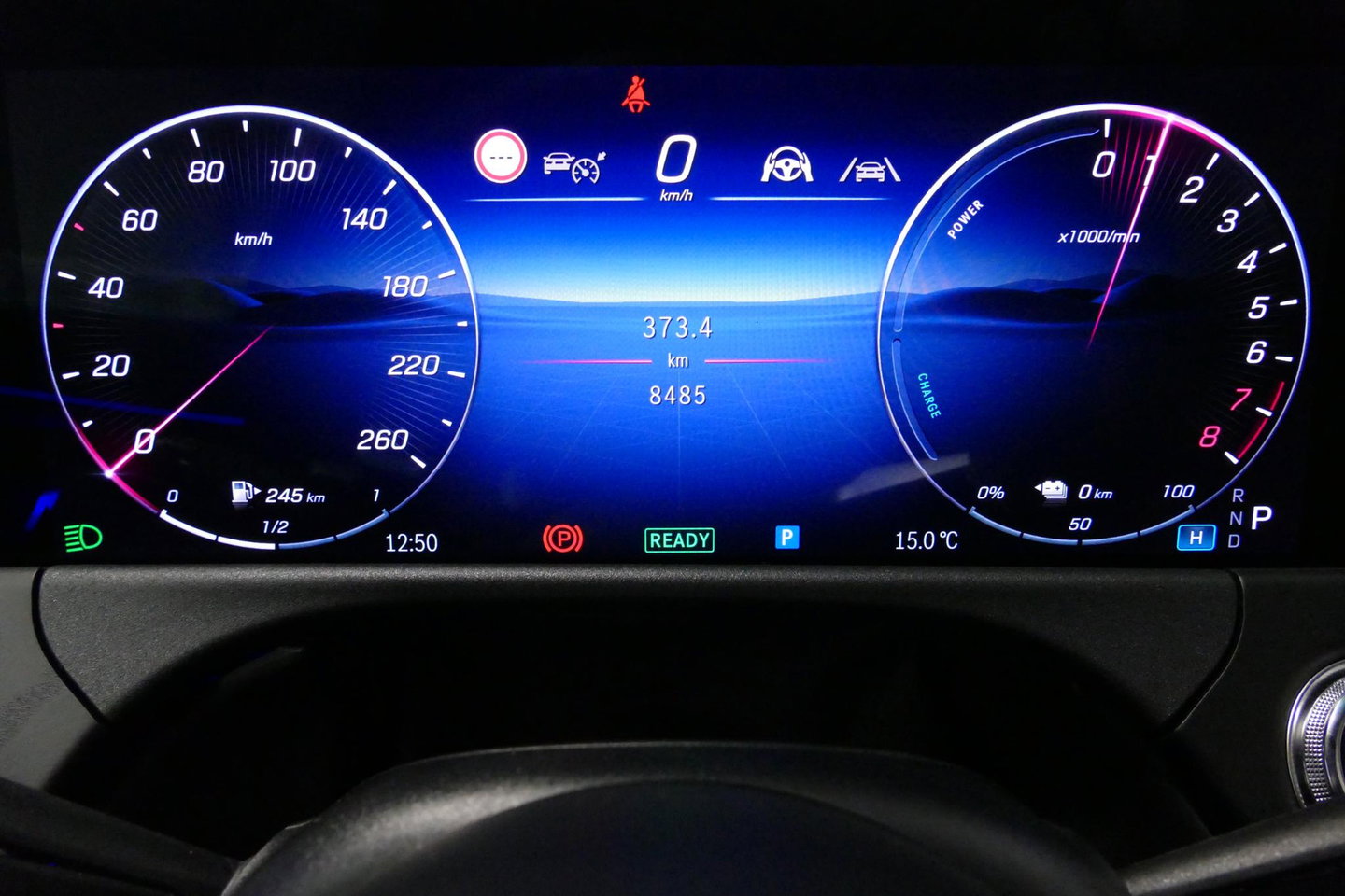 Mercedes-Benz E-Klasse 300 e AMG Line / E53 Diffuser / Maxton Design Bodykit V.2 / Panoramadak / Elektr. verstelbare voorstoelen + memory / Burmester 4D Surround Sound / Stoelkoeling & -verwarming / HUD / Apple Carplay - Android Auto / Ambienteverlichting / Rondomzichtcamera / 