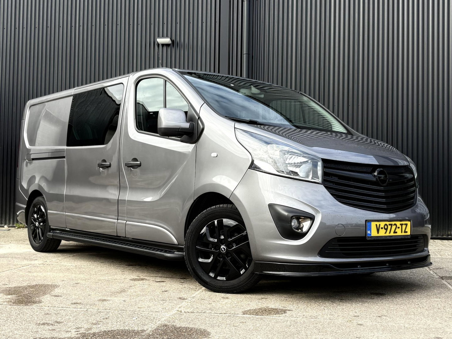 Opel Vivaro 1.6 CDTI 125pk L2H1 DC SPORT MARGE |  2x schuifdeur | Keyless | Camera | Velgen | Dubbel cabine | TRAFIC TALENTO