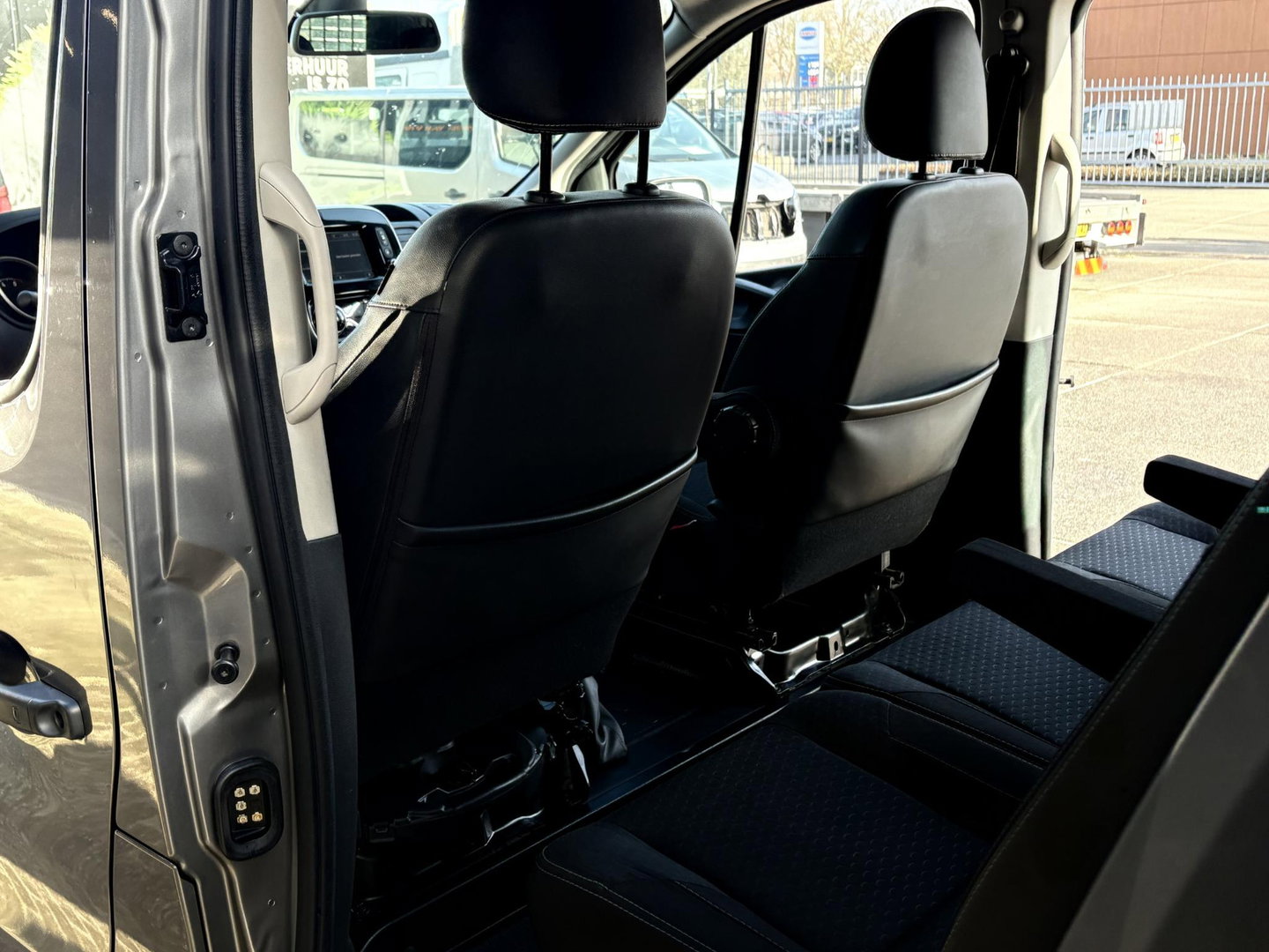 Opel Vivaro 1.6 CDTI 125pk L2H1 DC SPORT MARGE |  2x schuifdeur | Keyless | Camera | Velgen | Dubbel cabine | TRAFIC TALENTO