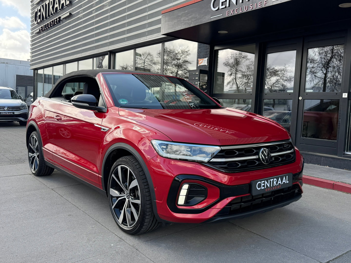 Volkswagen T-Roc Cabrio 1.5 TSI R-Line 150PK ACC|Carplay|IQ-lights|Virtiual-Cockpit|Camera