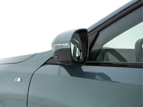 BMW i5 Touring eDrive40 84 kWh M-Sportpack [ 3-Fase ] (INCL.BTW) *HEAD-UP | LEATHER | FULL-LED | BOWERS&WILKINS | MEMORY-PACK | TOP-VIEW | BLINDSPOT | KEYLESS | WIDESCREEN-DIGI-COCKPIT | HEATED/VENTILATED-SPORTSEATS | PRIVACY-GLASS | NAVI-FULLMA