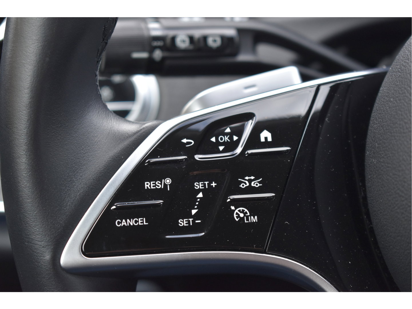 Mercedes-Benz E-Klasse Estate 300e Luxury Winterpakket Plug-In 313 pk | Elekt.trekhaak | Keyless | Widescreen | Standkachel | DAB | Stuur- & stoelverwarming | Full LED