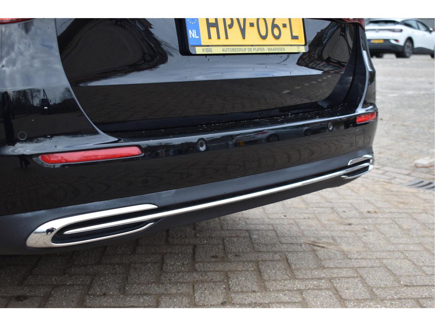 Mercedes-Benz E-Klasse Estate 300e Luxury Winterpakket Plug-In 313 pk | Elekt.trekhaak | Keyless | Widescreen | Standkachel | DAB | Stuur- & stoelverwarming | Full LED