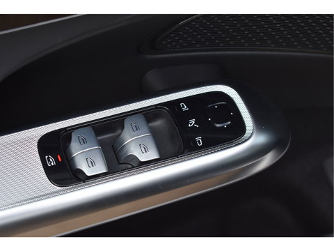 Mercedes-Benz E-Klasse Estate 300e Luxury Winterpakket Plug-In 313 pk | Elekt.trekhaak | Keyless | Widescreen | Standkachel | DAB | Stuur- & stoelverwarming | Full LED
