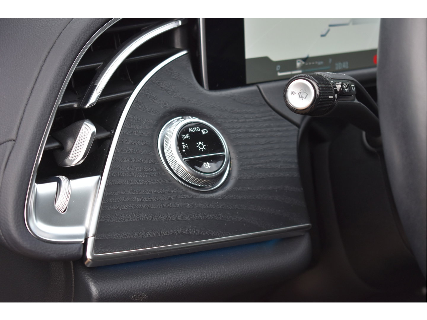 Mercedes-Benz E-Klasse Estate 300e Luxury Winterpakket Plug-In 313 pk | Elekt.trekhaak | Keyless | Widescreen | Standkachel | DAB | Stuur- & stoelverwarming | Full LED