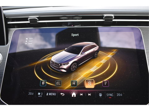 Mercedes-Benz E-Klasse Estate 300e Luxury Winterpakket Plug-In 313 pk | Elekt.trekhaak | Keyless | Widescreen | Standkachel | DAB | Stuur- & stoelverwarming | Full LED