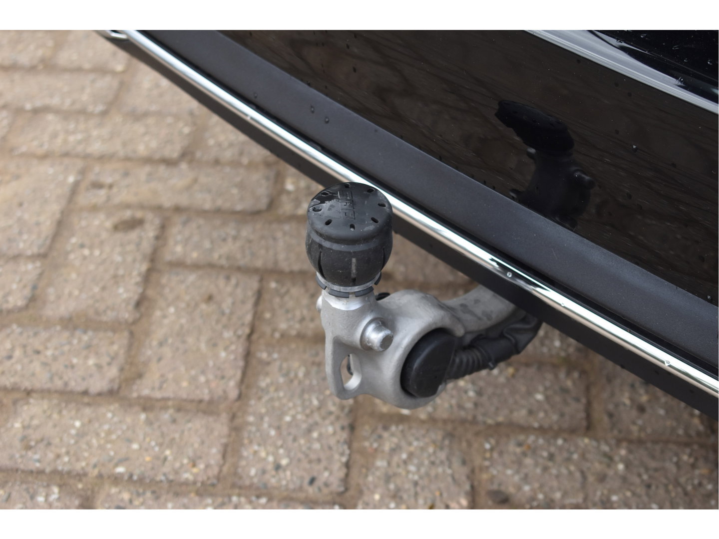 Mercedes-Benz E-Klasse Estate 300e Luxury Winterpakket Plug-In 313 pk | Elekt.trekhaak | Keyless | Widescreen | Standkachel | DAB | Stuur- & stoelverwarming | Full LED