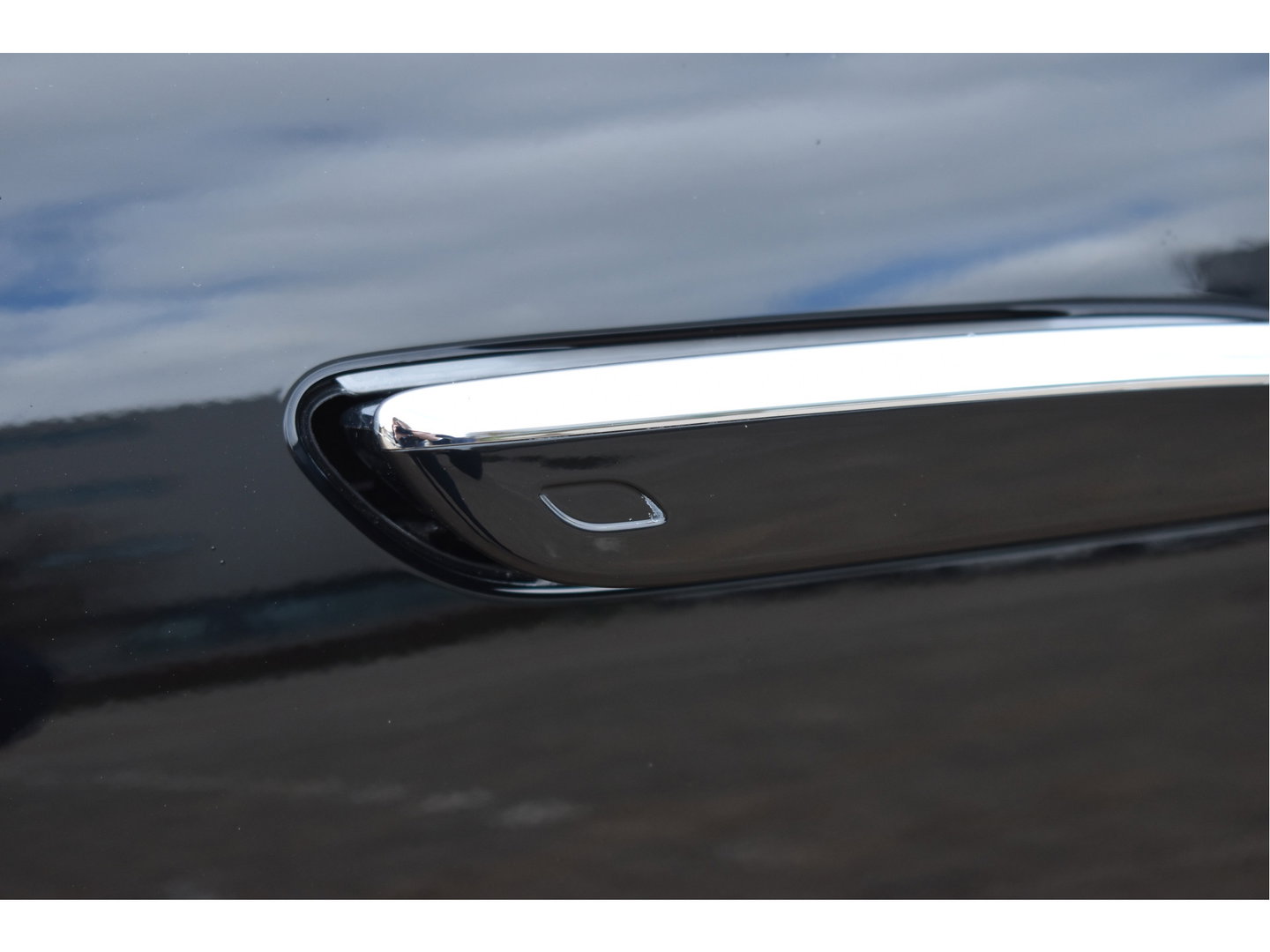 Mercedes-Benz E-Klasse Estate 300e Luxury Winterpakket Plug-In 313 pk | Elekt.trekhaak | Keyless | Widescreen | Standkachel | DAB | Stuur- & stoelverwarming | Full LED