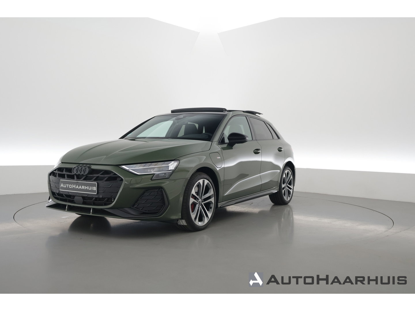 Audi A3 Sportback 45 TFSI e S edition Competition | Pano |District green | Matrix LED | Adapt. Cruise | Camera | Keyless