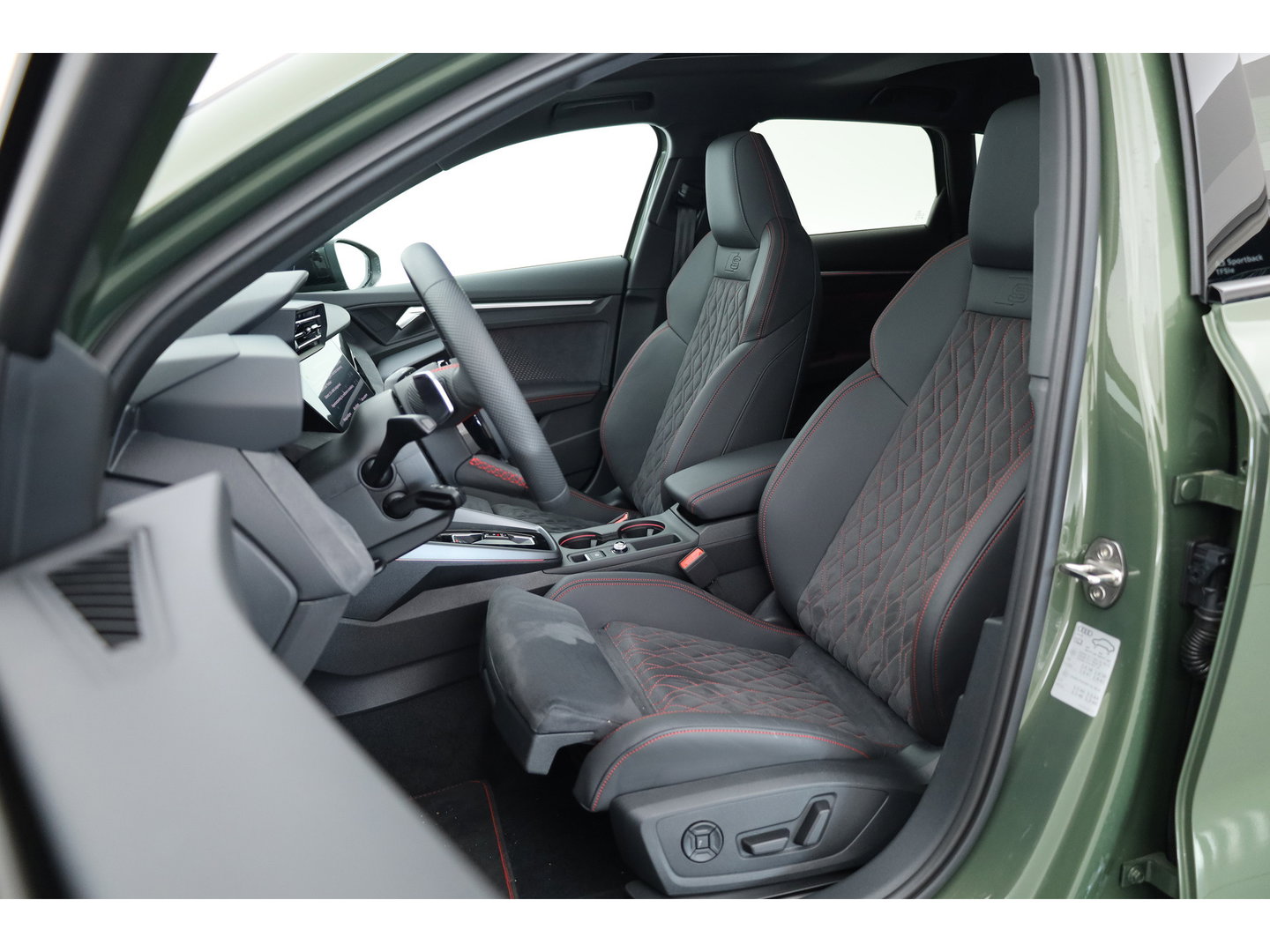 Audi A3 Sportback 45 TFSI e S edition Competition | Pano |District green | Matrix LED | Adapt. Cruise | Camera | Keyless