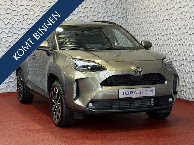 Toyota Yaris Cross - 1.5 HYBRID DYNAMIC KEYLESS CAMERA LED ZWARTE HEMEL STOEL/STUUR VERW. 17''LMV ✅ Top Auto's Wijchen , Al 30 Jaar verkoop van Toyota , Type's Launch / Executive / Dynamic / First Edition / Business / Zowel Phev / Hev / Benzine / met fabrieksgarantie ✅