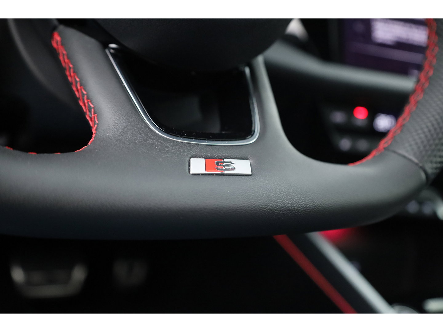 Audi A3 Sportback 45 TFSI e S edition Competition | Pano |District green | Matrix LED | Adapt. Cruise | Camera | Keyless