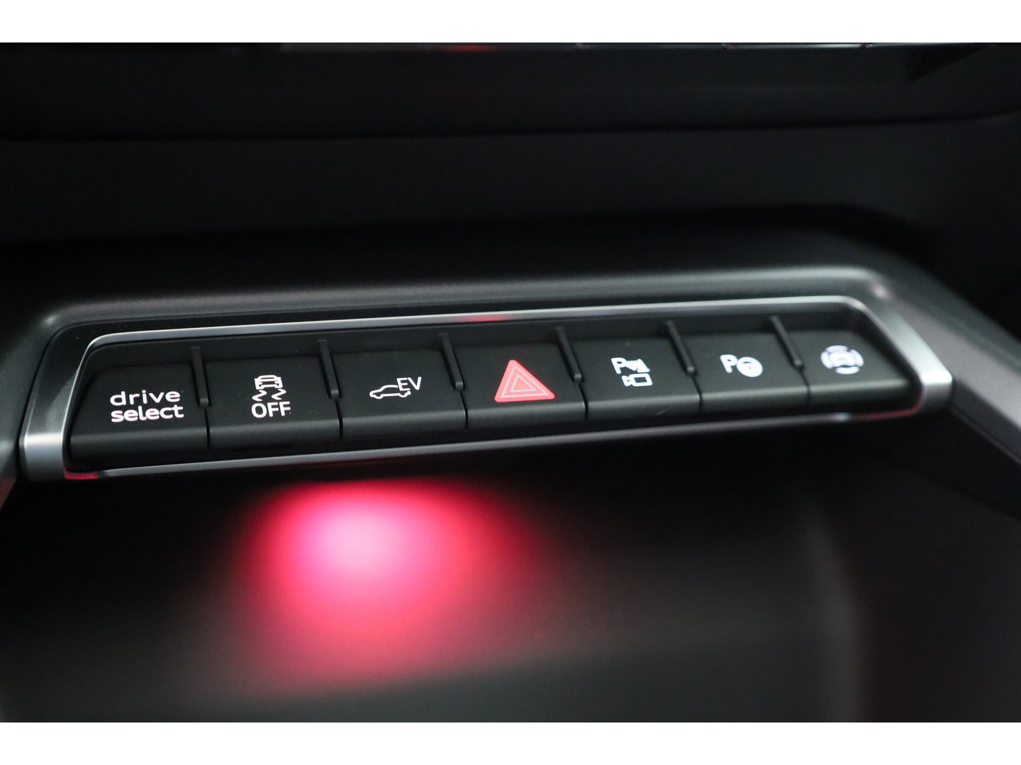 Audi A3 Sportback 45 TFSI e S edition Competition | Pano |District green | Matrix LED | Adapt. Cruise | Camera | Keyless