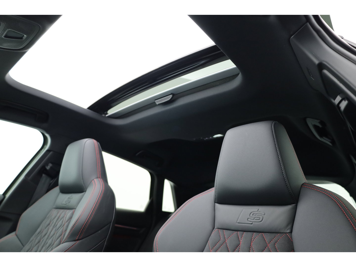 Audi A3 Sportback 45 TFSI e S edition Competition | Pano |District green | Matrix LED | Adapt. Cruise | Camera | Keyless
