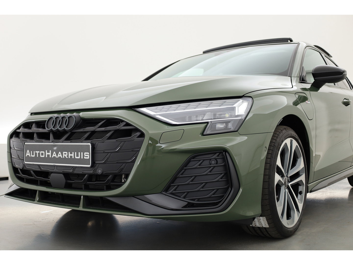 Audi A3 Sportback 45 TFSI e S edition Competition | Pano |District green | Matrix LED | Adapt. Cruise | Camera | Keyless