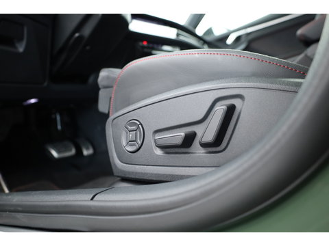 Audi A3 Sportback 45 TFSI e S edition Competition | Pano |District green | Matrix LED | Adapt. Cruise | Camera | Keyless