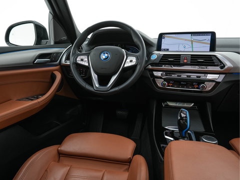 BMW iX3 High Executive 80 kWh [ 3-Fase ] {SOH-98%} (INCL-BTW) Aut. *PANO | LEATHER | HARMAN/KARDON | FULL-LED | BLINDSPOT | MEMORY-PACK | DIGI-COCKPIT | HEATED-SPORTSEATS | KEYLESS | TOPVIEW | DAB+ | NAVI-FULLMAP | HEAD-UP | ...