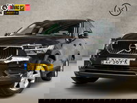 Volvo XC40 - 1.5 T3 163Pk Automaat (APPLE CARPLAY, GROOT NAVI, CAMERA, GETINT GLAS, TREKHAAK, SPORTSTOELEN, PARKEERSENSOREN, LANE ASSIST, LED KOPLAMPEN, NIEUWSTAAT)