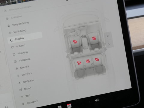 Tesla Model Y 75kWh AWD LONG RANGE/ ELEKT. KLEP/ PREMIUM AUDIO/ SOH 93%