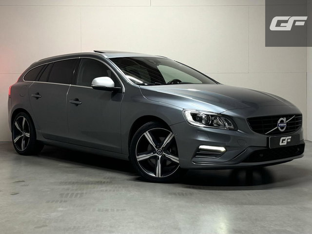 Volvo V60 - 2.0 T4 R-Design Pano Leer Camera Trekh. NAP