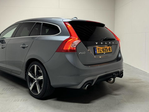 Volvo V60 2.0 T4 R-Design Pano Leer Camera Trekh. NAP