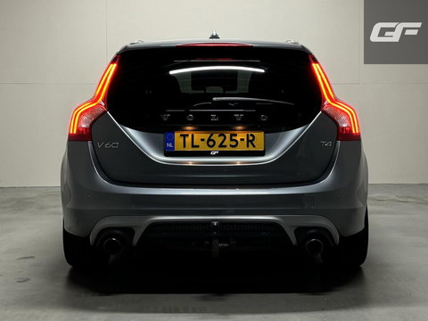 Volvo V60 2.0 T4 R-Design Pano Leer Camera Trekh. NAP