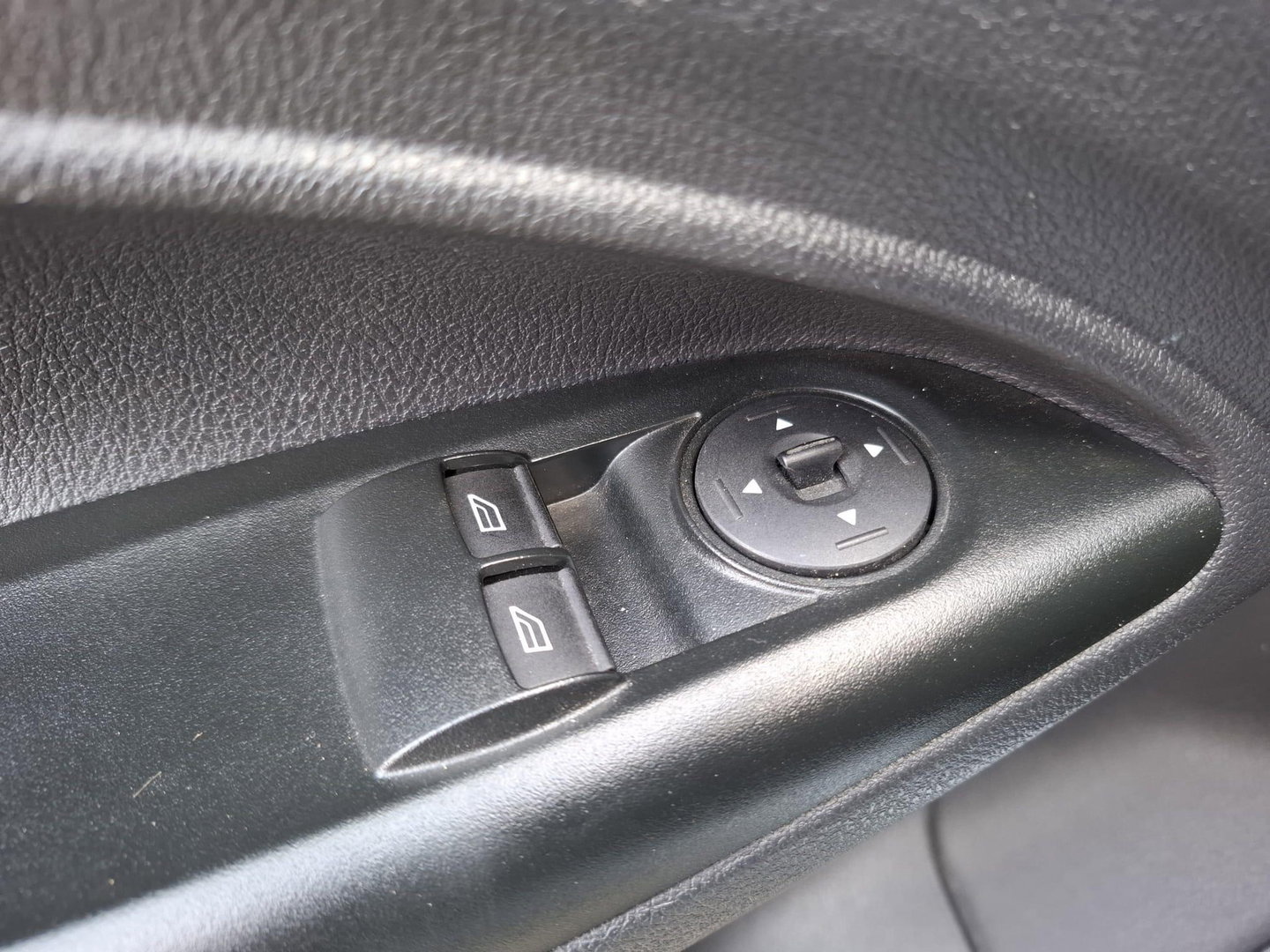 Ford Transit Connect 1.5 TDCI L1 Ambiente AIRCO / CRUISE CONTROLE / EURO 6 / PERFECT ONDERDHOUDEN