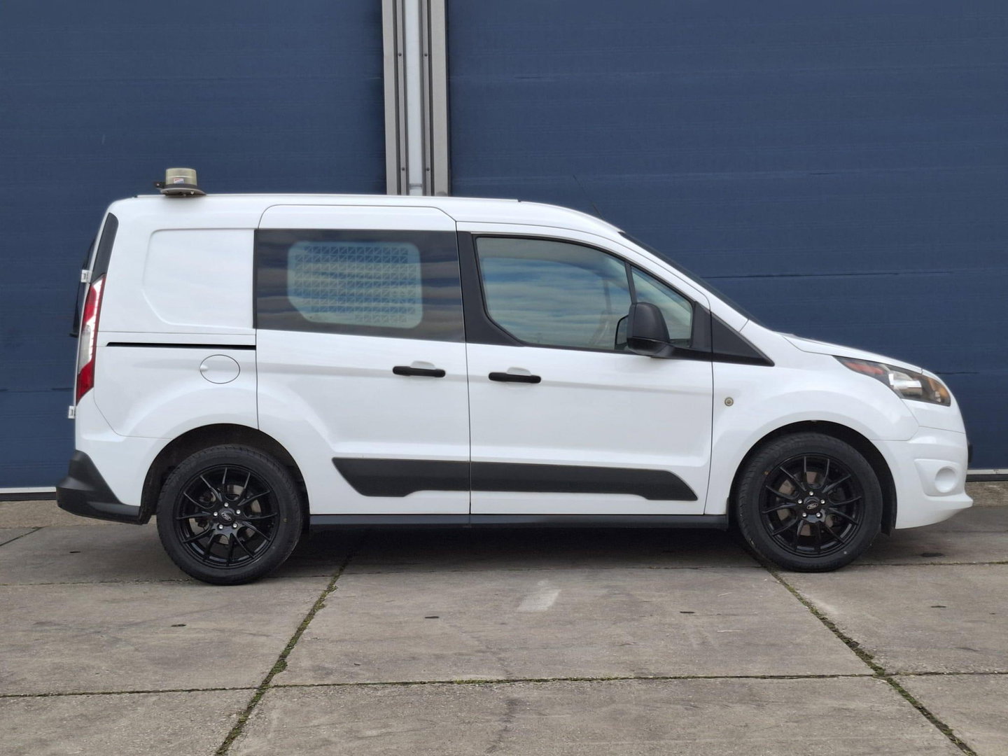 Ford Transit Connect 1.5 TDCI L1 Ambiente AIRCO / CRUISE CONTROLE / EURO 6 / PERFECT ONDERDHOUDEN