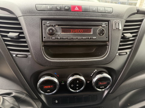 Iveco Daily 35C14D euro 6 / DC 6 persoons / JPM kipper / vaste prijs rijklaar € 24.950 ex btw / lease vanaf € 407 / dubbellucht / cruise en climate control / trekhaak 3500 kg !