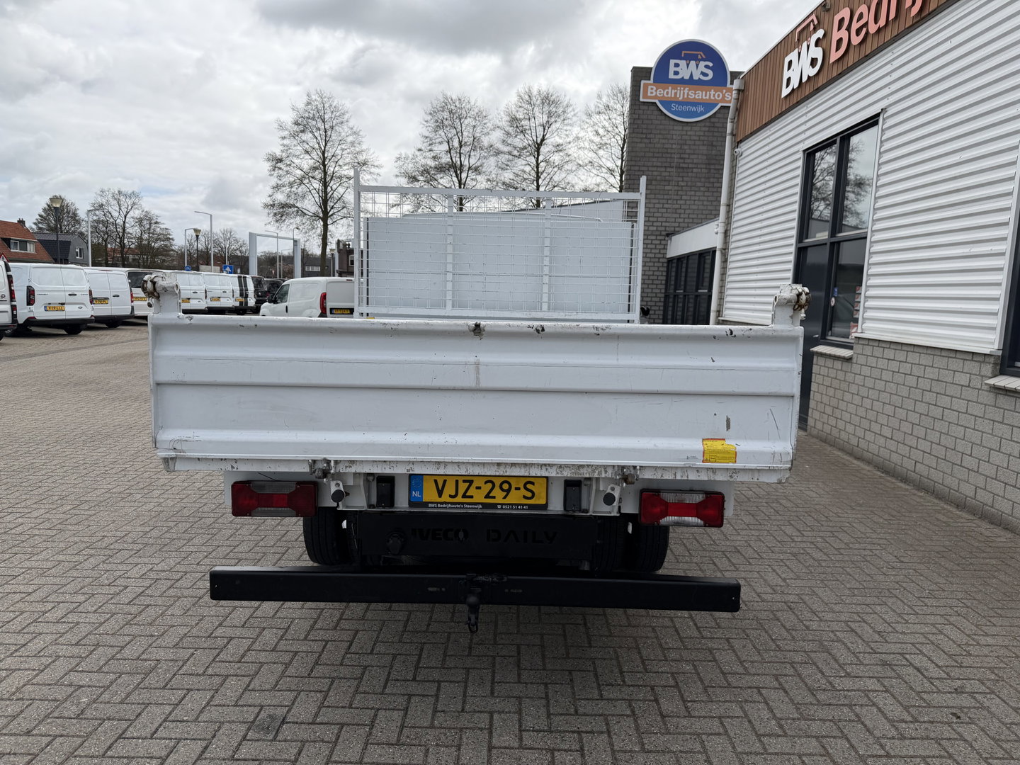 Iveco Daily 35C14D euro 6 / DC 6 persoons / JPM kipper / vaste prijs rijklaar € 24.950 ex btw / lease vanaf € 407 / dubbellucht / cruise en climate control / trekhaak 3500 kg !