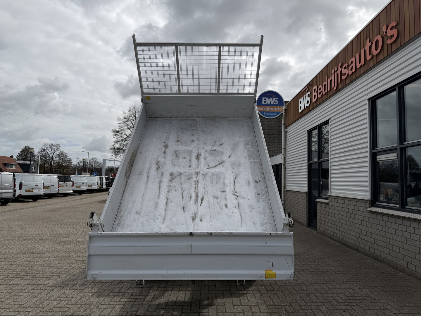 Iveco Daily 35C14D euro 6 / DC 6 persoons / JPM kipper / vaste prijs rijklaar € 24.950 ex btw / lease vanaf € 407 / dubbellucht / cruise en climate control / trekhaak 3500 kg !