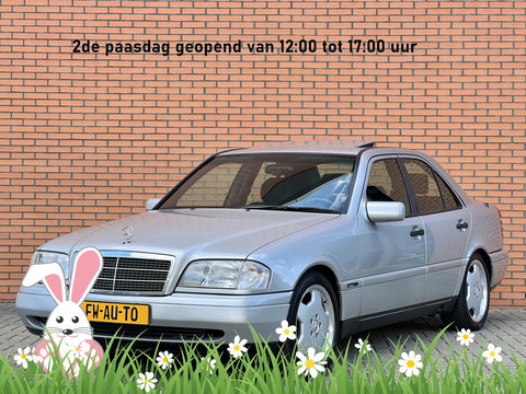 Mercedes-Benz C-Klasse 180 Sport | Schuif - Kanteldak | Stoelverwarming | Parkeersensoren | Elektrische Ramen | Elektrische Spiegels |