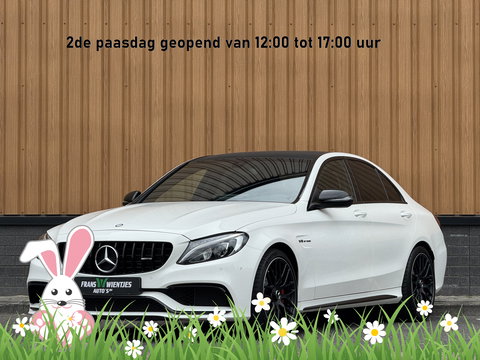 Mercedes-Benz C-Klasse AMG 63 | 19" Lichtmetaal | Camera | LED | Leder | Cruise Control | Airconditioning | Parkeersensoren | Bluetooth | Elektrische Stoelen |