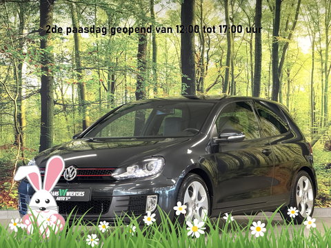 Volkswagen Golf 2.0 GTI | Leder | Navigatie | Bluetooth | Cruise Control | Airconditioning | Parkeersensoren | Xenon | Multifunctioneel Stuurwiel | Elektrische Spiegels | Isofix | 17" Lichtmetaal |