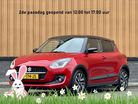 Suzuki Swift 1.2 Style Smart Hybrid | Adaptive Cruise Control | Apple Carplay | Android Auto | Camera | Lane Assist | Dodehoeksensor | Navigatie | Stoelverwarming | Afneembare Trekhaak | 16" Lichtmetaal | DAB |