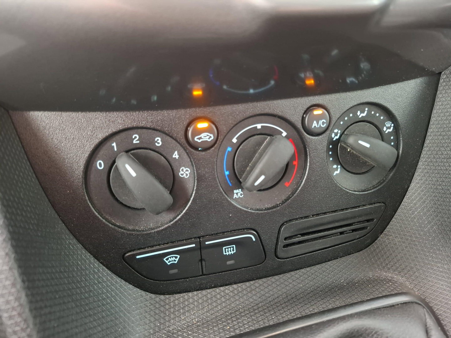 Ford Transit Connect 1.5 TDCI L1 Ambiente AIRCO / CRUISE CONTROLE / EURO 6 / PERFECT ONDERDHOUDEN