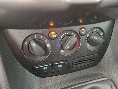 Ford Transit Connect 1.5 TDCI L1 Ambiente AIRCO / CRUISE CONTROLE / EURO 6 / PERFECT ONDERDHOUDEN