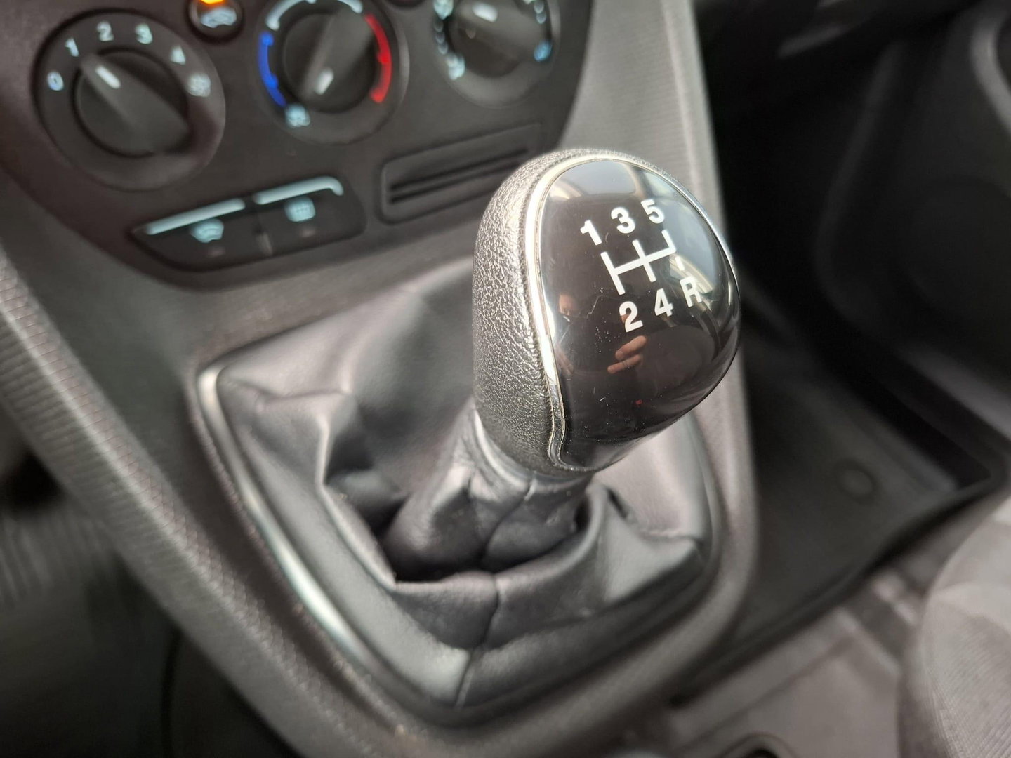 Ford Transit Connect 1.5 TDCI L1 Ambiente AIRCO / CRUISE CONTROLE / EURO 6 / PERFECT ONDERDHOUDEN