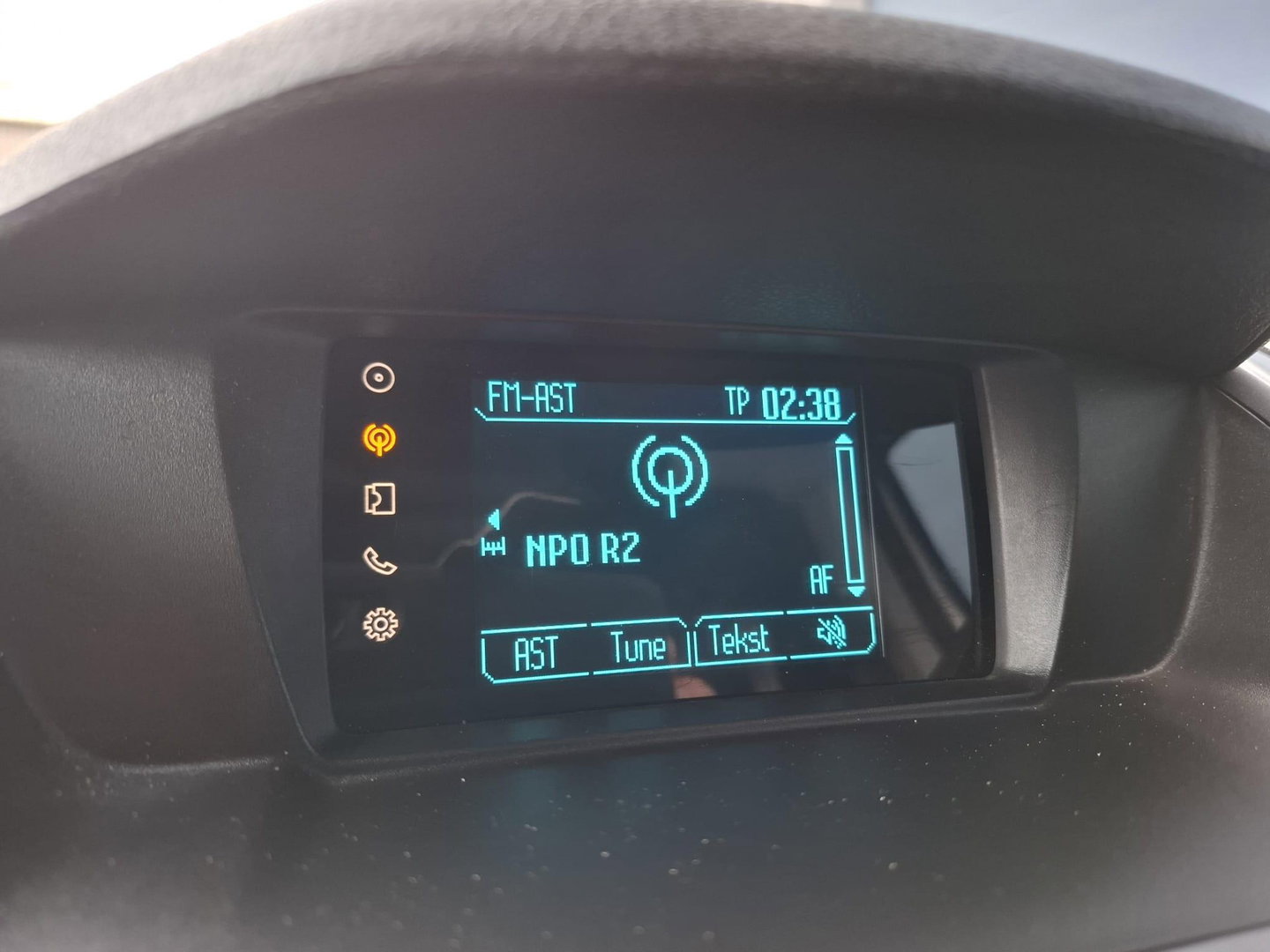 Ford Transit Connect 1.5 TDCI L1 Ambiente AIRCO / CRUISE CONTROLE / EURO 6 / PERFECT ONDERDHOUDEN