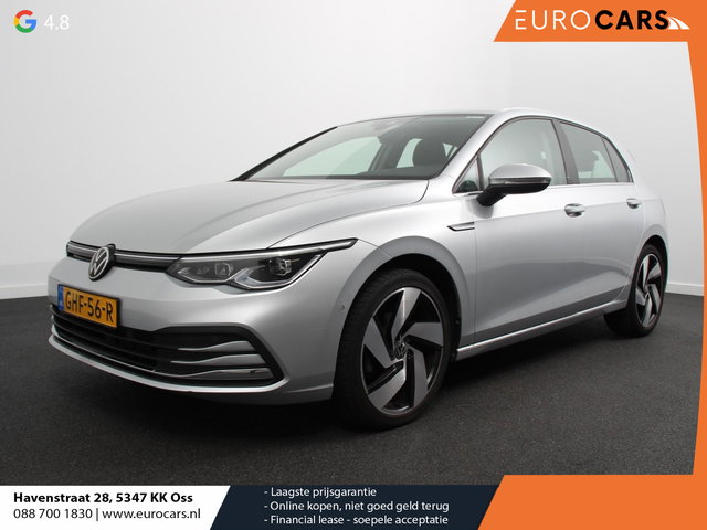 Volkswagen Golf - 1.5 eTSI 150pk DSG Style Navigatie Apple Carplay/Android Auto Parkeersensoren Adaptive Cruise Control Blind Spot Assist Camera Stoel- en stuurverwarming Ledverlichting Virtual Cockpit Lane Assist Climatronic