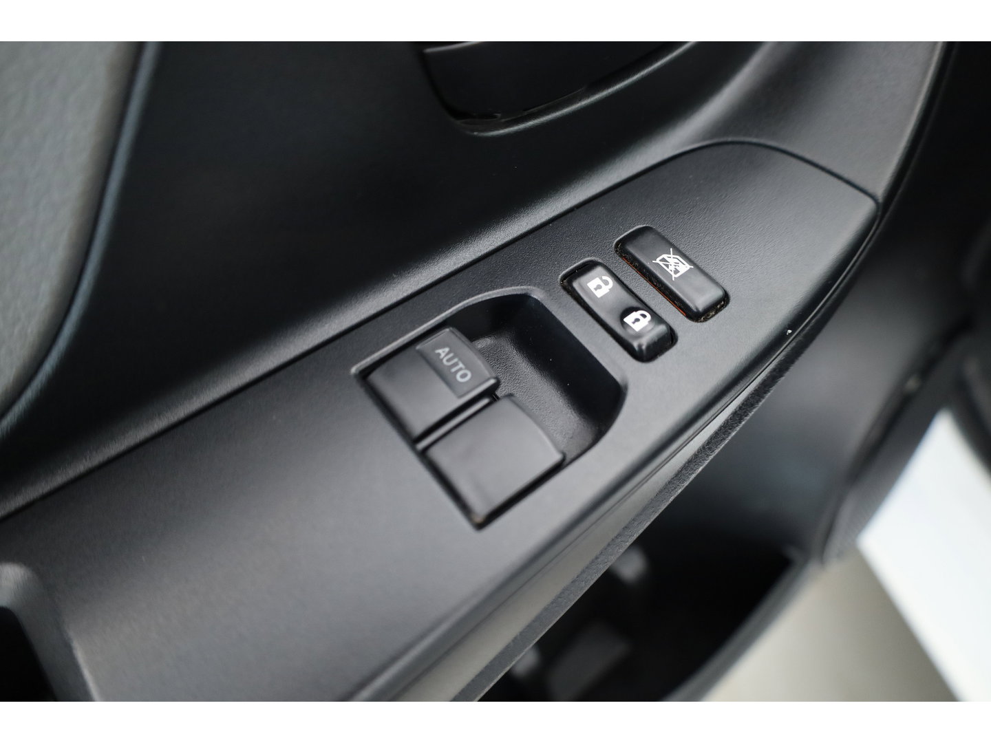 Toyota Yaris 1.3 VVT-i Now | Airco | Elek. Ramen Voor | Multifunctioneel Stuur | 14"