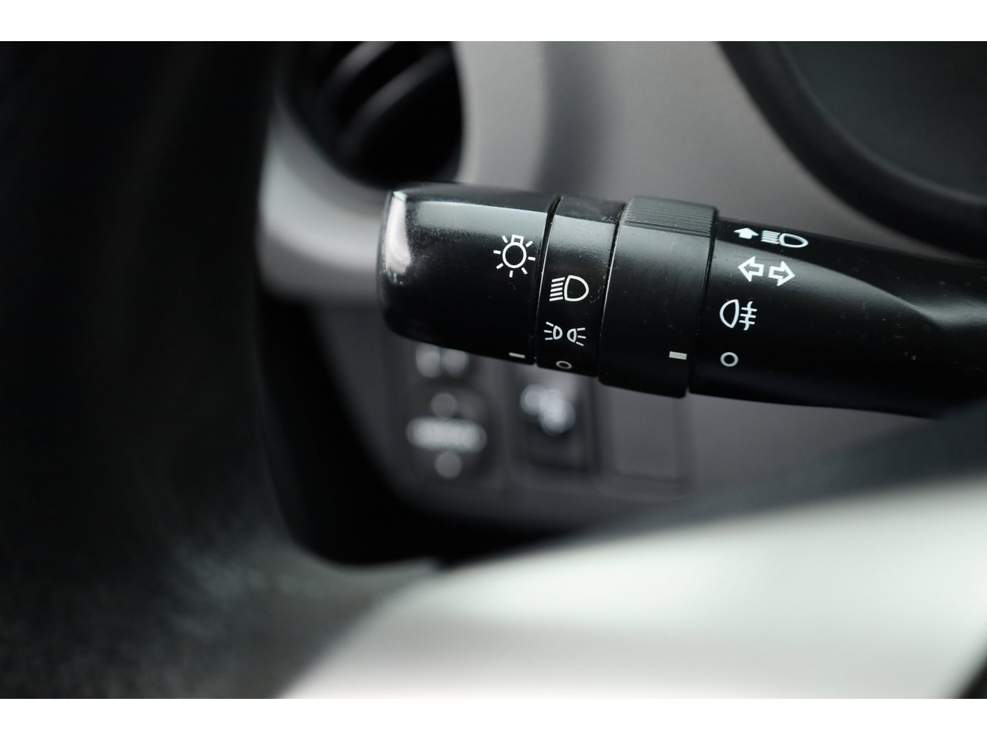 Toyota Yaris 1.3 VVT-i Now | Airco | Elek. Ramen Voor | Multifunctioneel Stuur | 14"