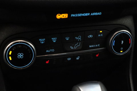 Ford Fiesta 1.0 EcoBoost Hybrid ST-Line X Keyless Camera 24 Maanden garantie* (Vraag naar de voorwaarden)