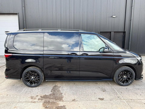 Volkswagen Multivan T7 1.4 eHybrid 218PK | MAXTON PAKKET | 2x Schuifd. Elektrisch | BPM VRIJ | ADAPTIVE | LED | 7 persoons