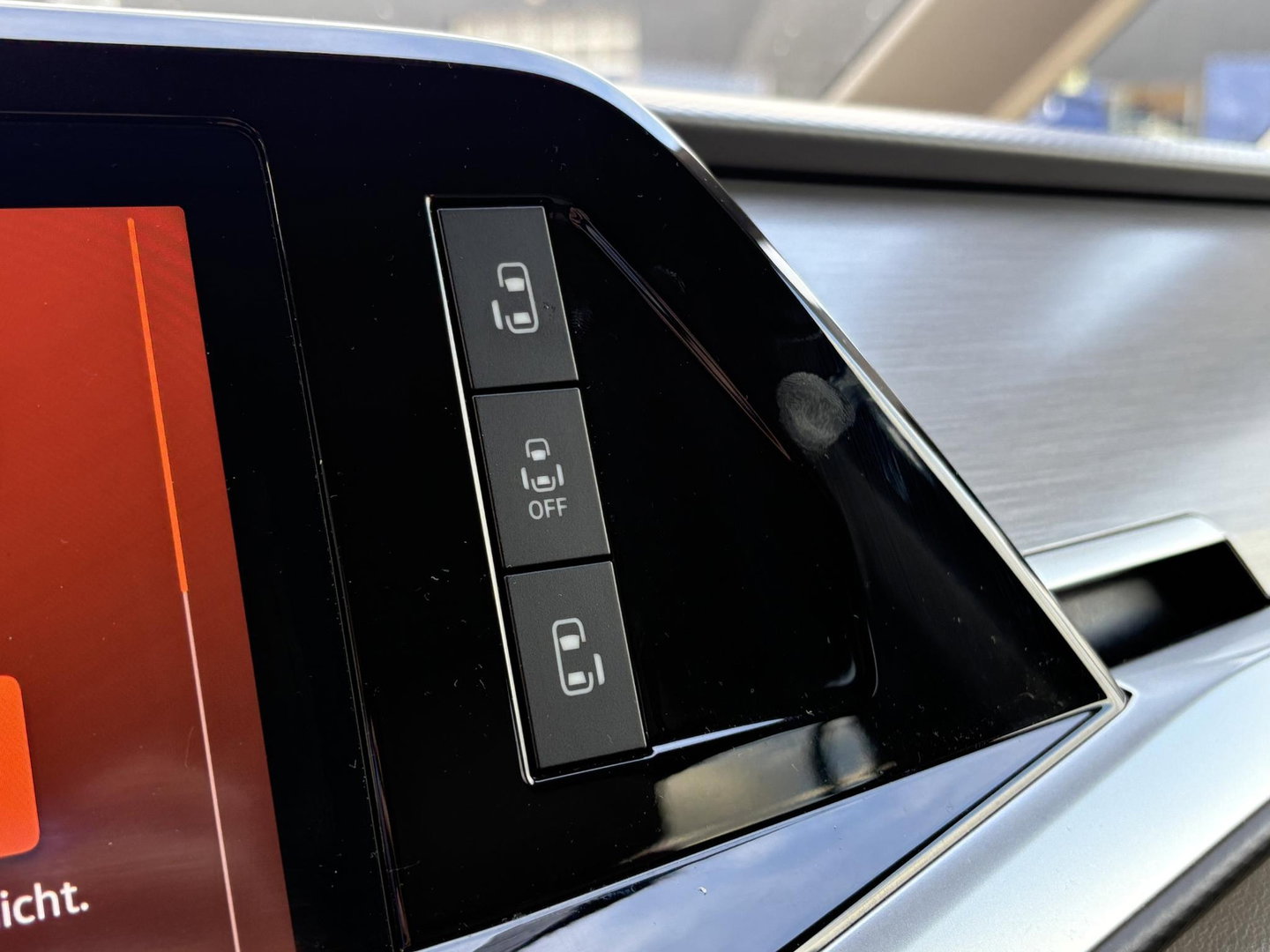 Volkswagen Multivan T7 1.4 eHybrid 218PK | MAXTON PAKKET | 2x Schuifd. Elektrisch | BPM VRIJ | ADAPTIVE | LED | 7 persoons